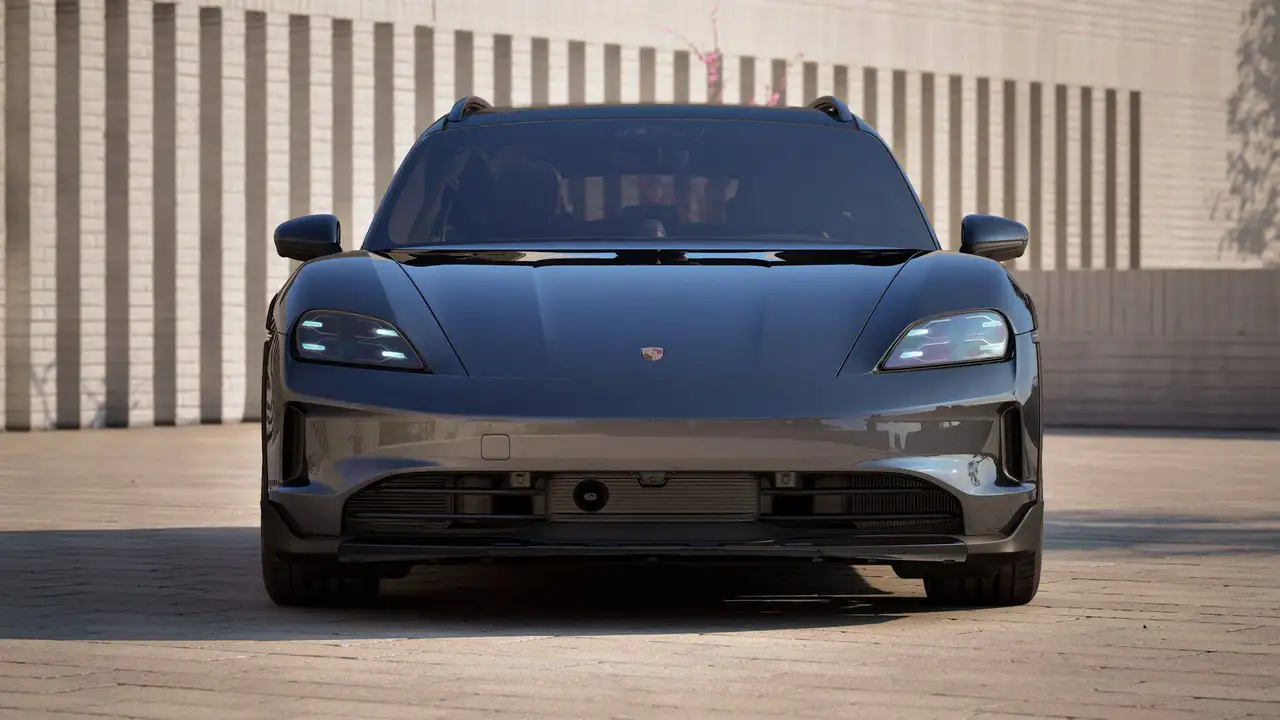 Porsche Taycan 6