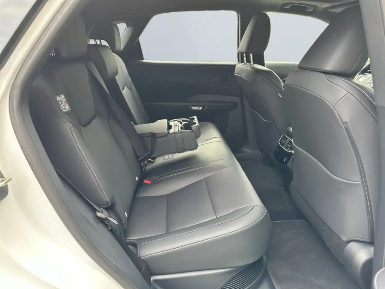 Lexus RX 10