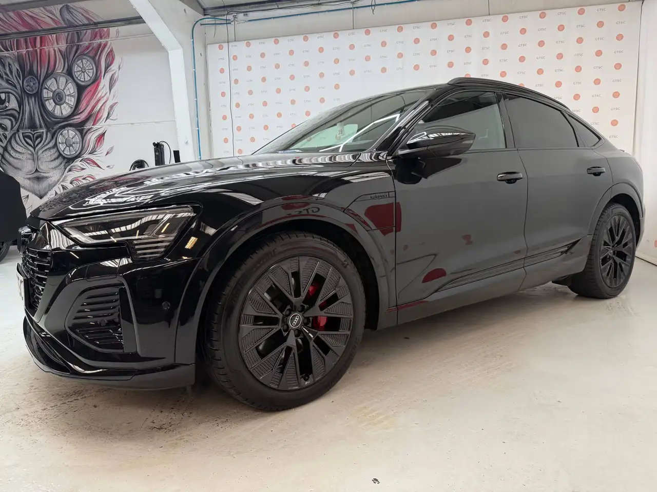 Audi Q8 2