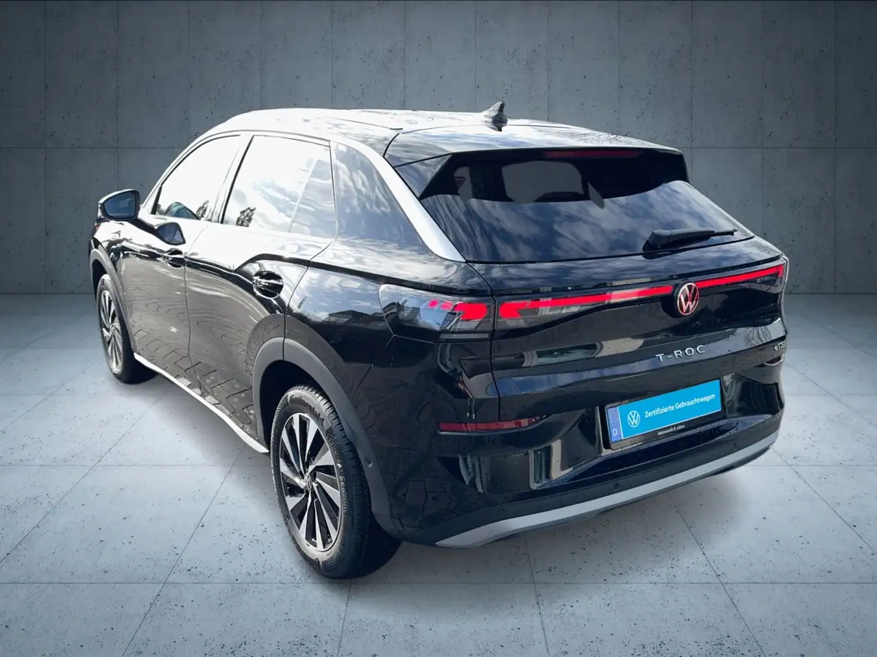 Volkswagen T-Roc 3