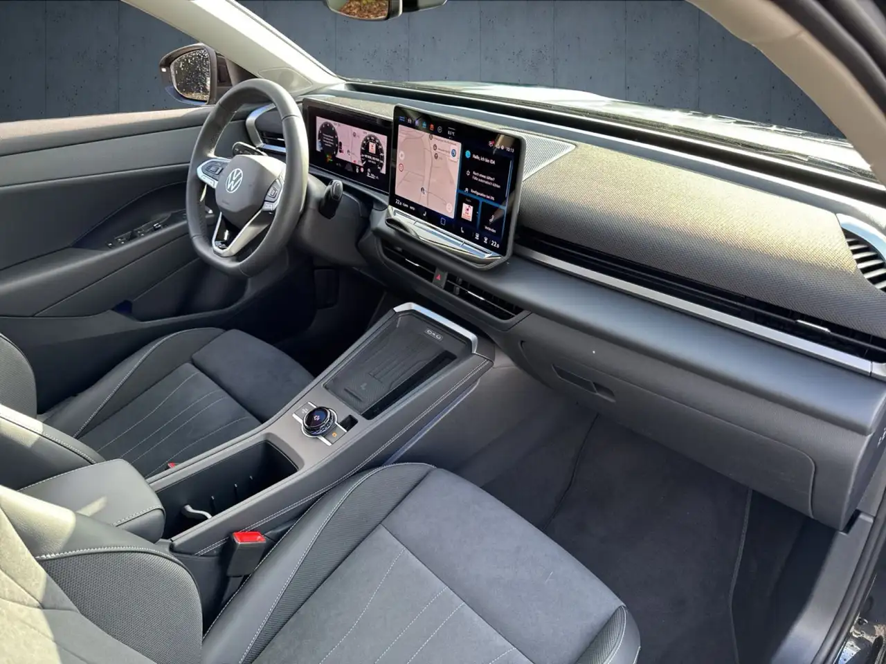 Volkswagen T-Roc 14