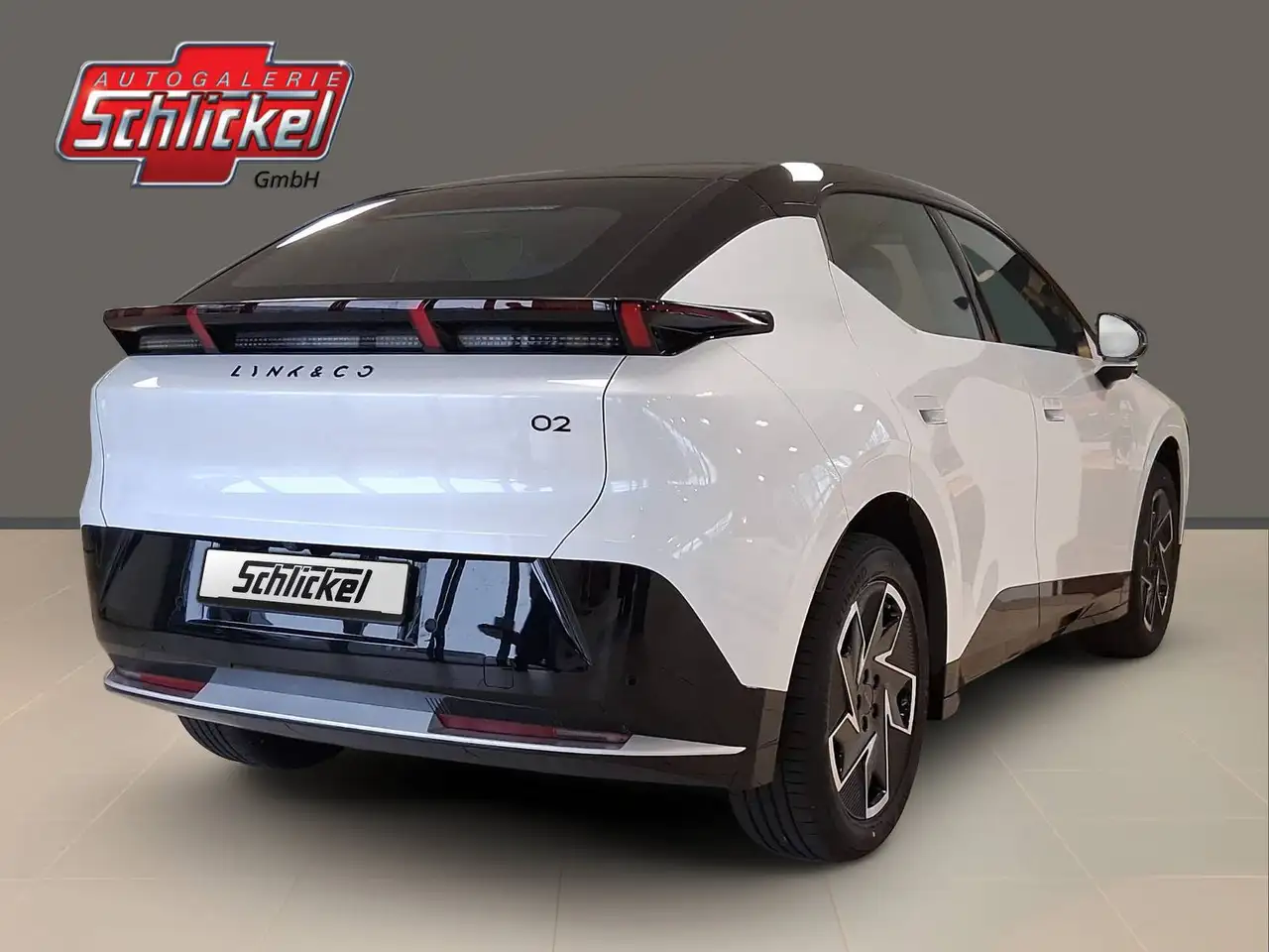 Lynk & Co 8