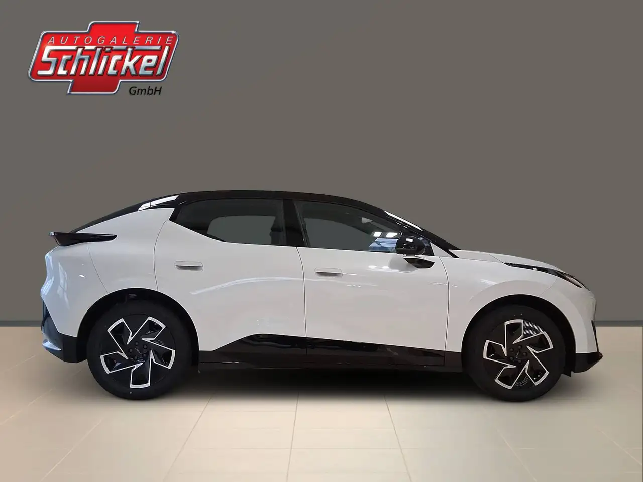 Lynk & Co 9