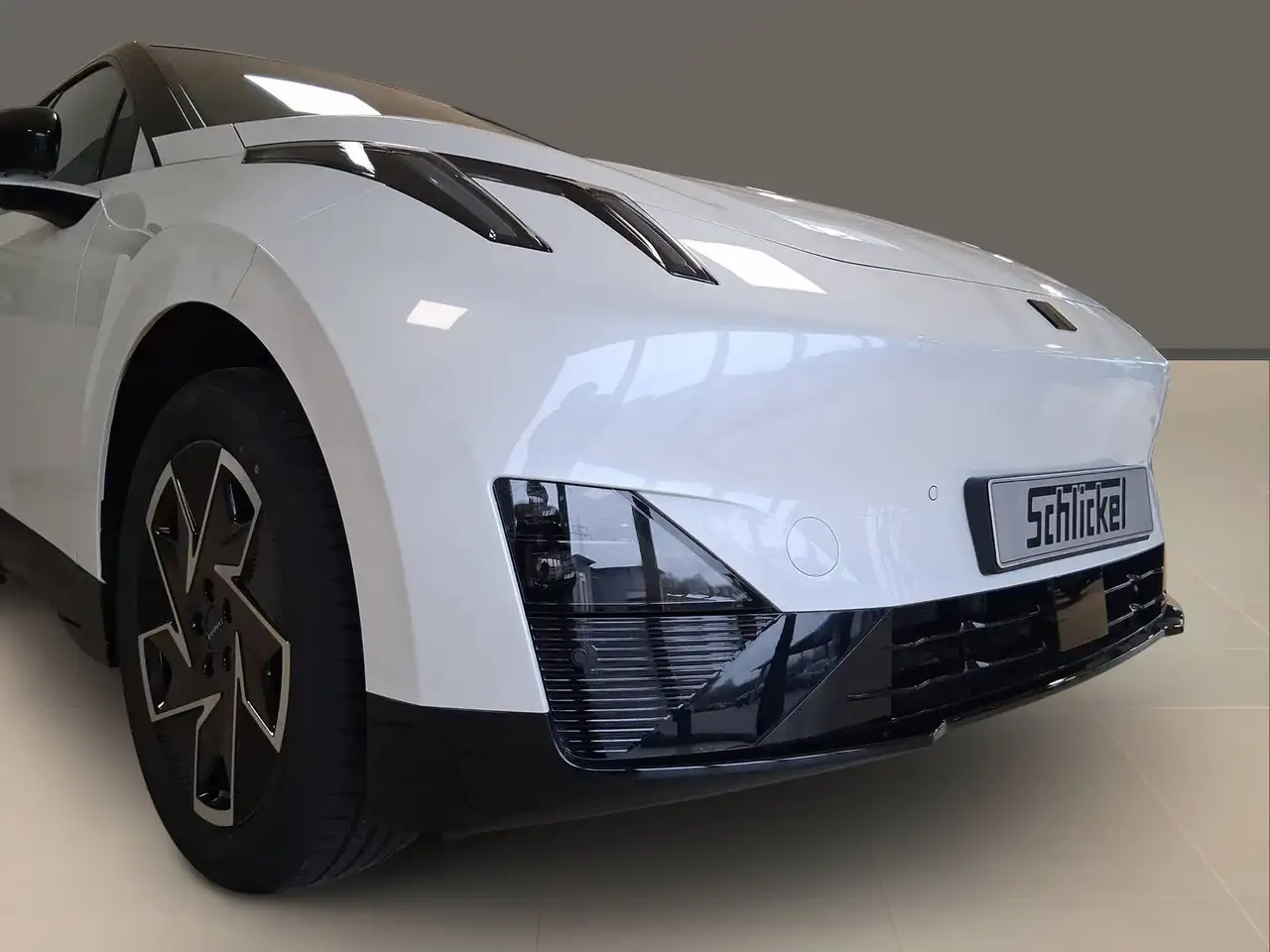 Lynk & Co 11
