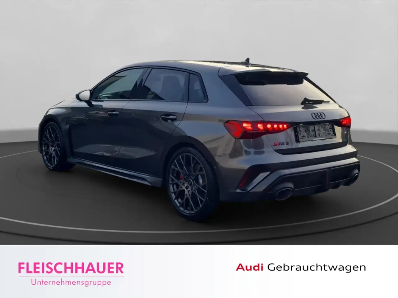 Audi RS3 5