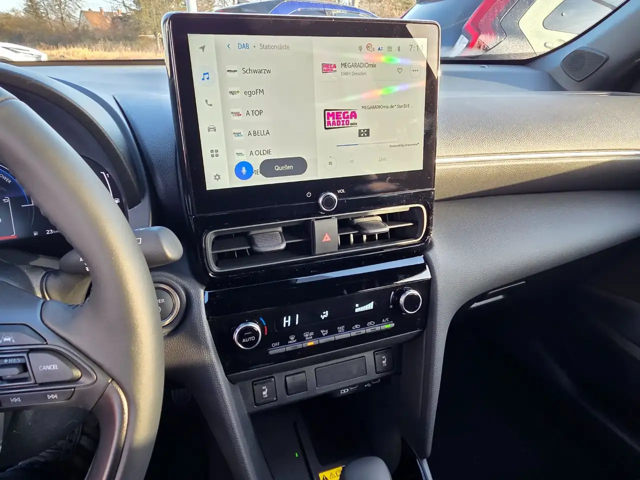 Toyota Yaris 13