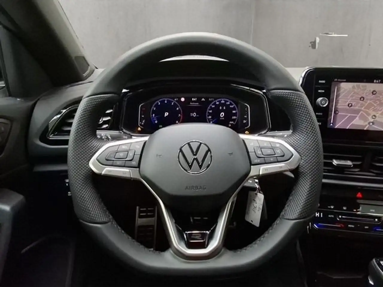 Volkswagen T-Roc 10