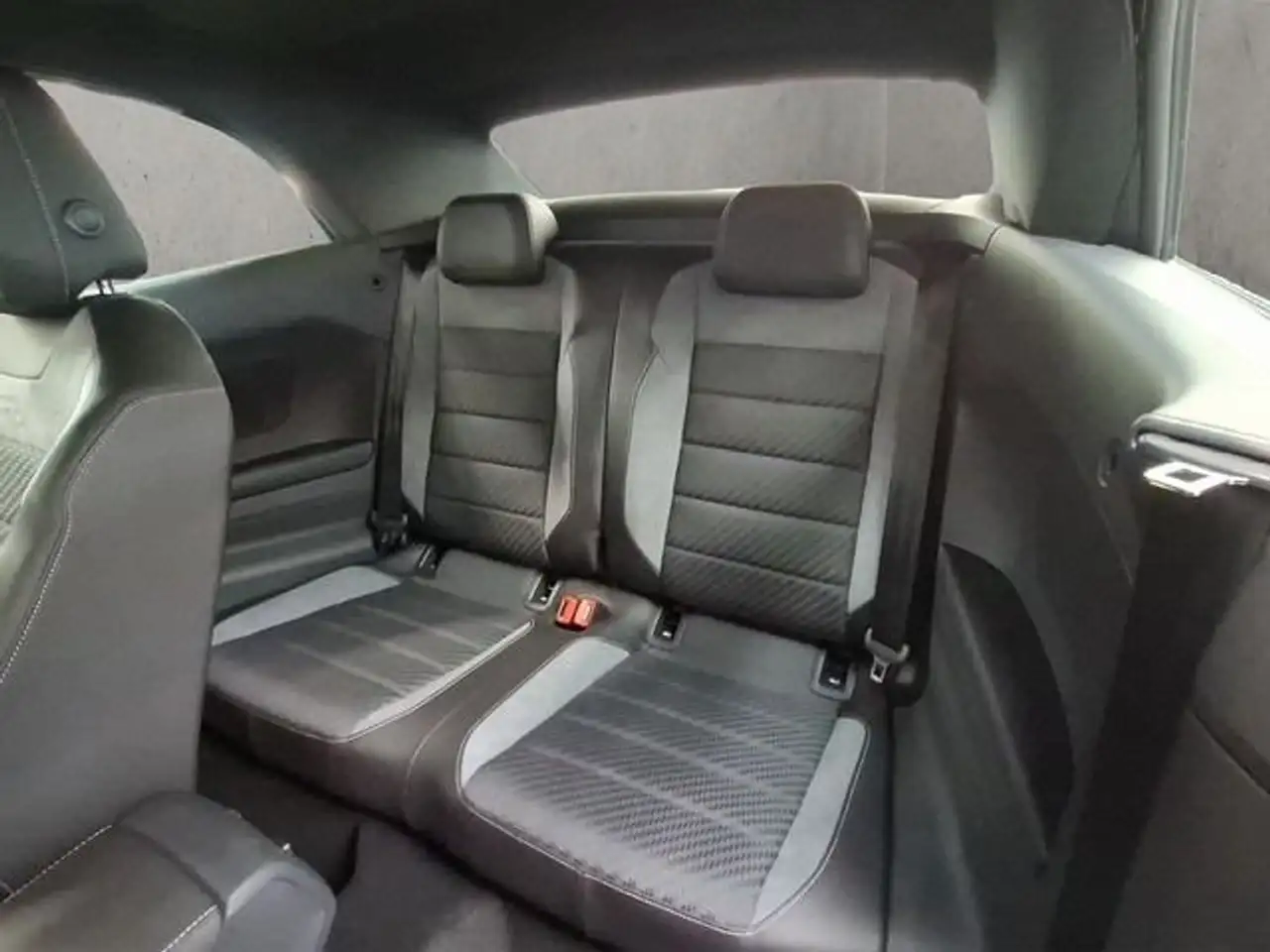Volkswagen T-Roc 12