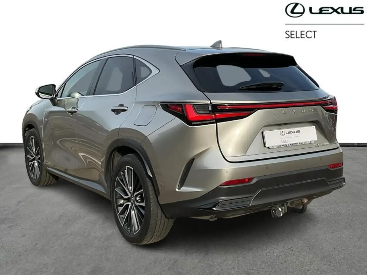 Lexus NX 2