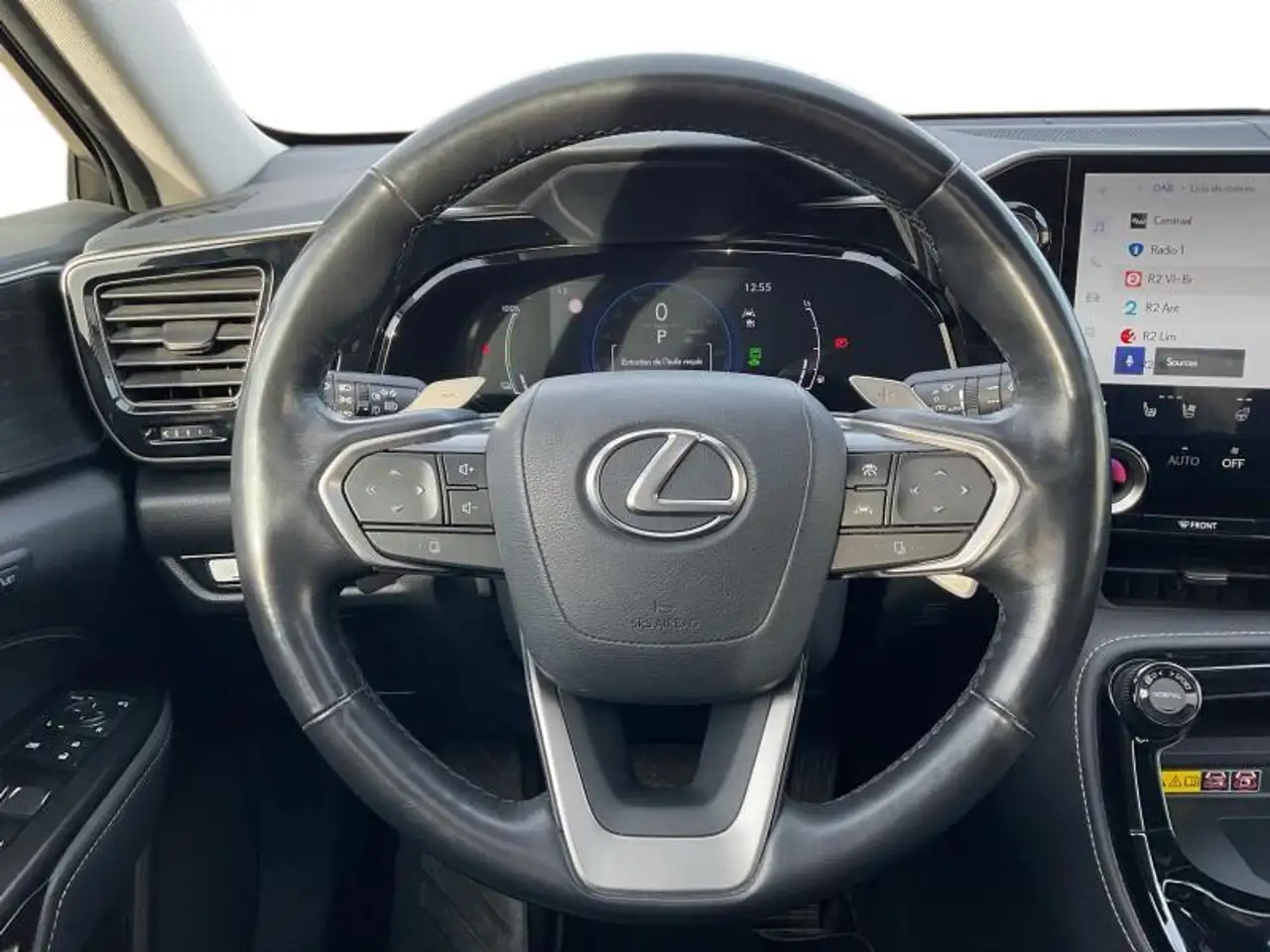 Lexus NX 8