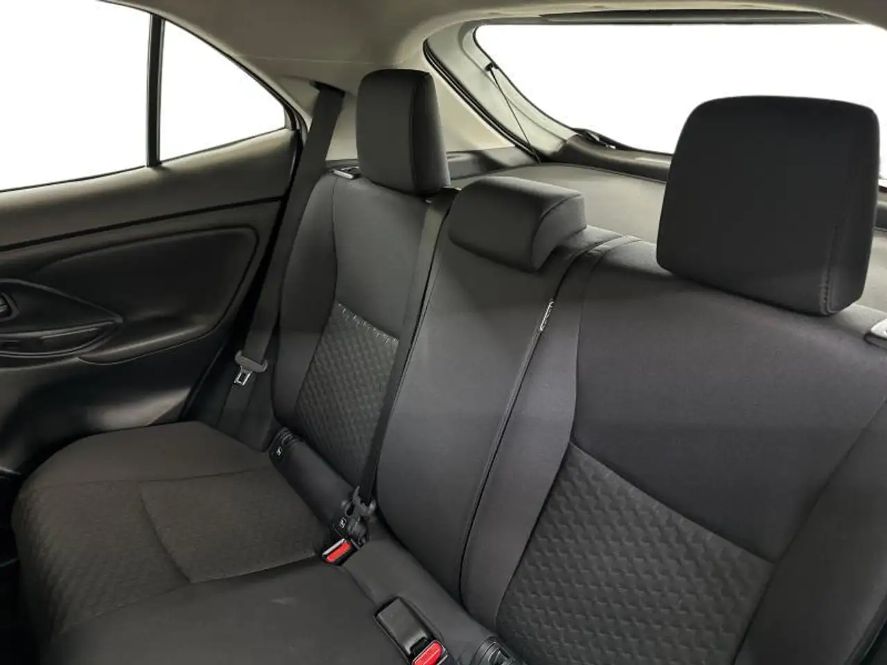 Toyota Yaris 10