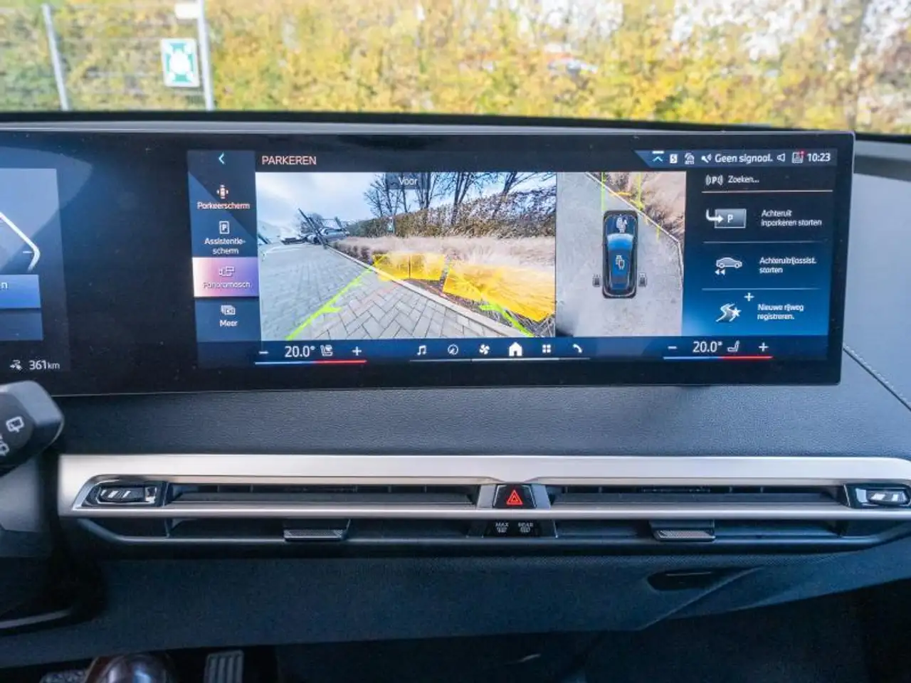 BMW iX 10