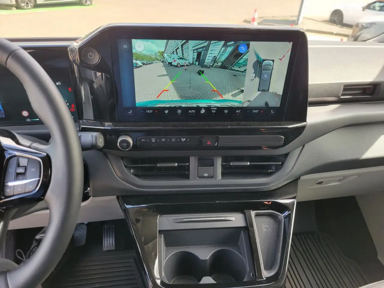 Ford Transit 8
