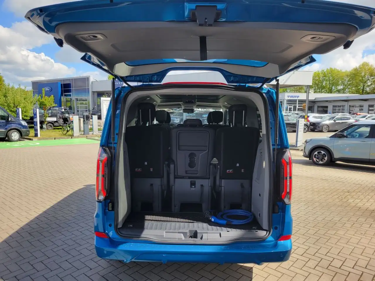Ford Transit 13