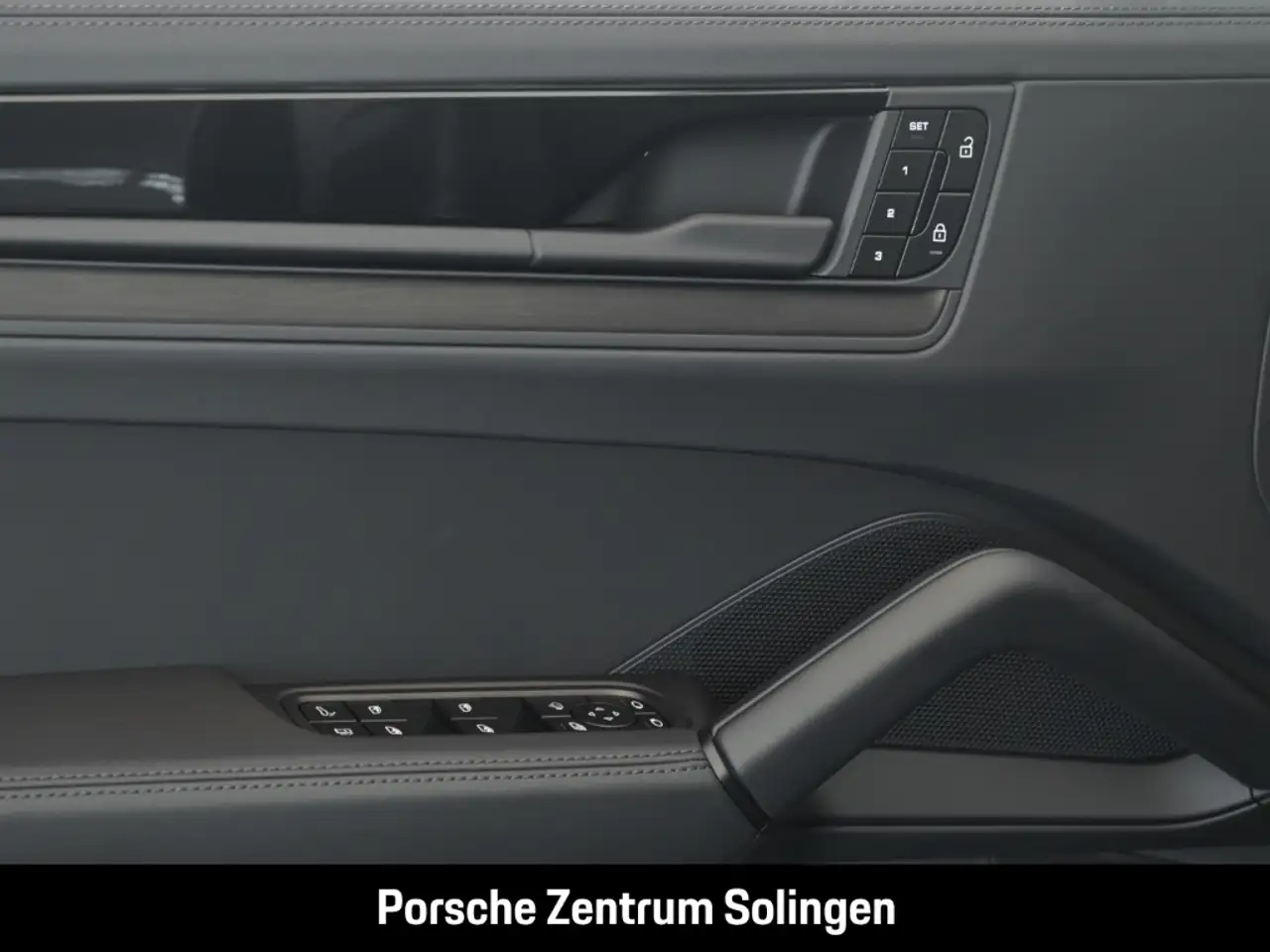 Porsche Cayenne 13