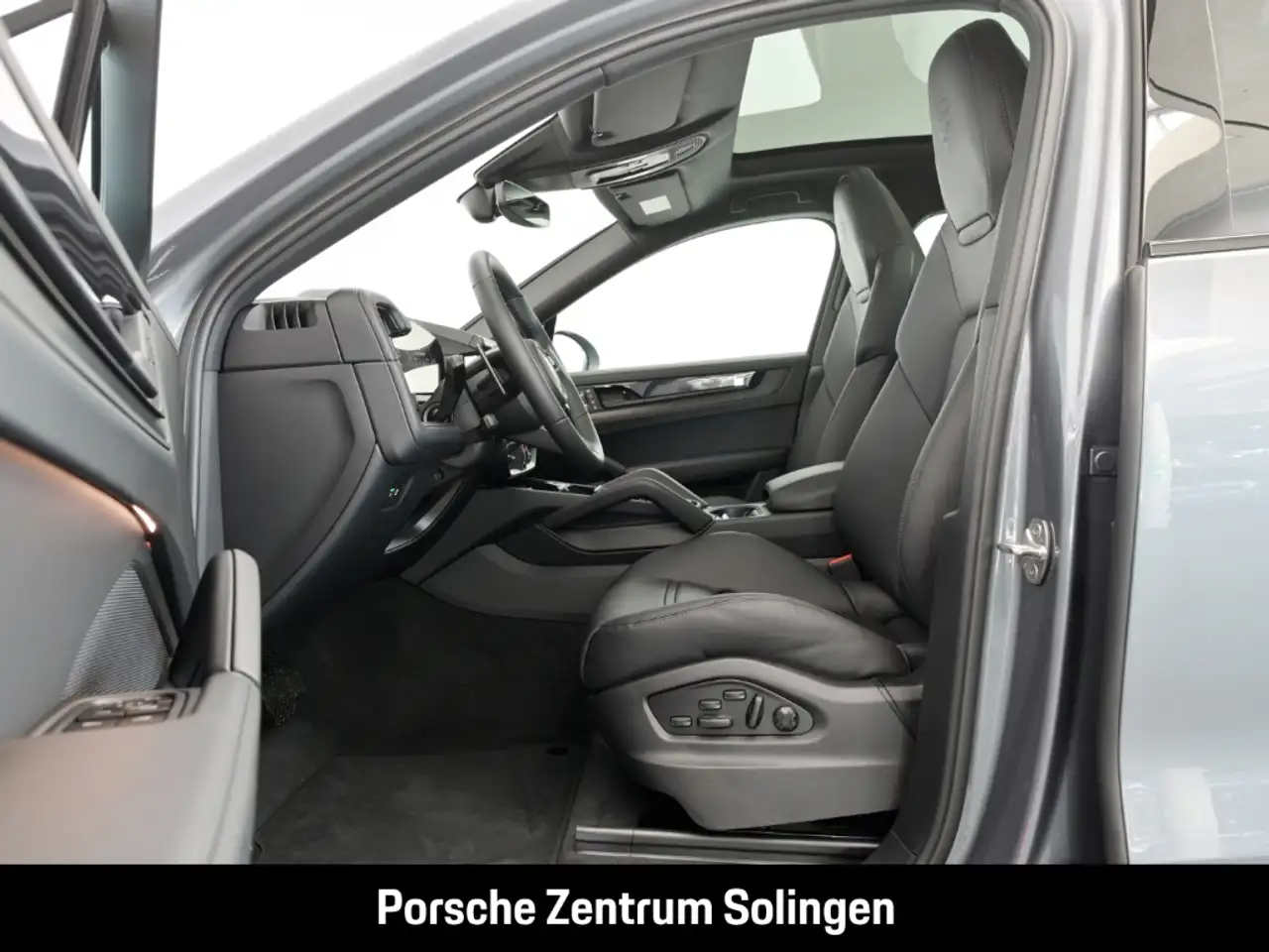 Porsche Cayenne 16