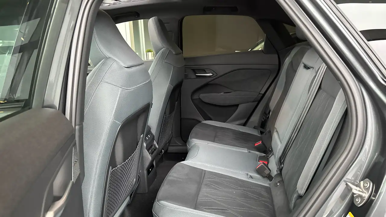 Audi Q3 11