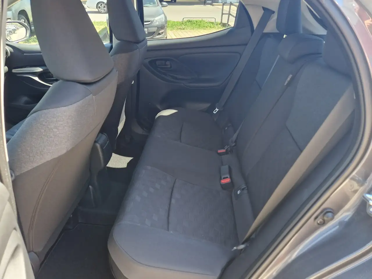 Toyota Yaris 9