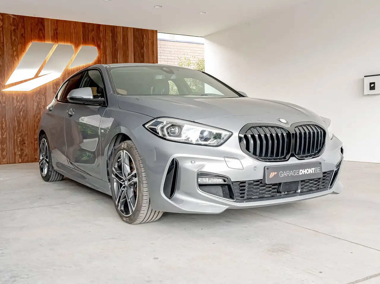BMW 118 i 5