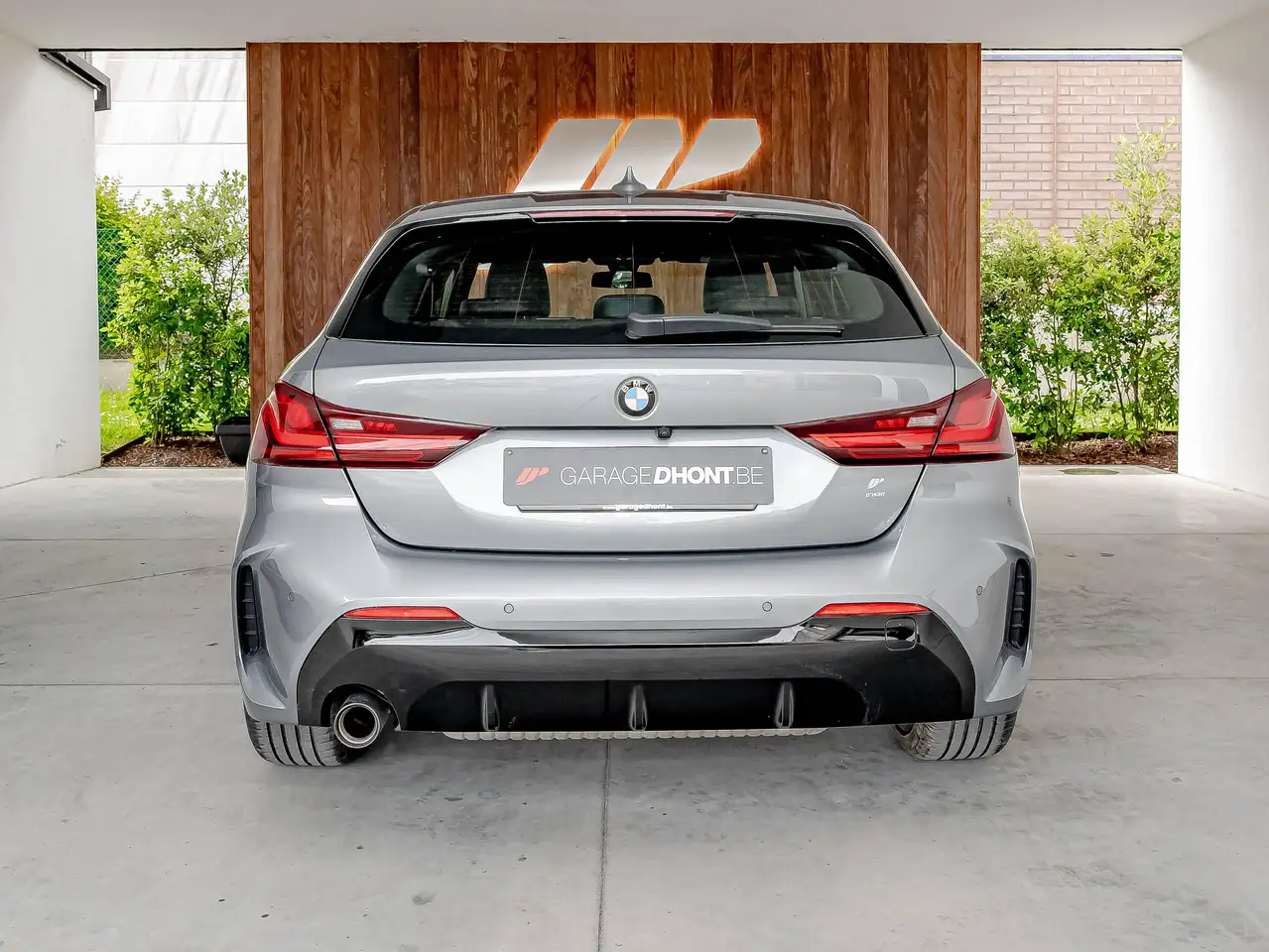 BMW 118 i 8