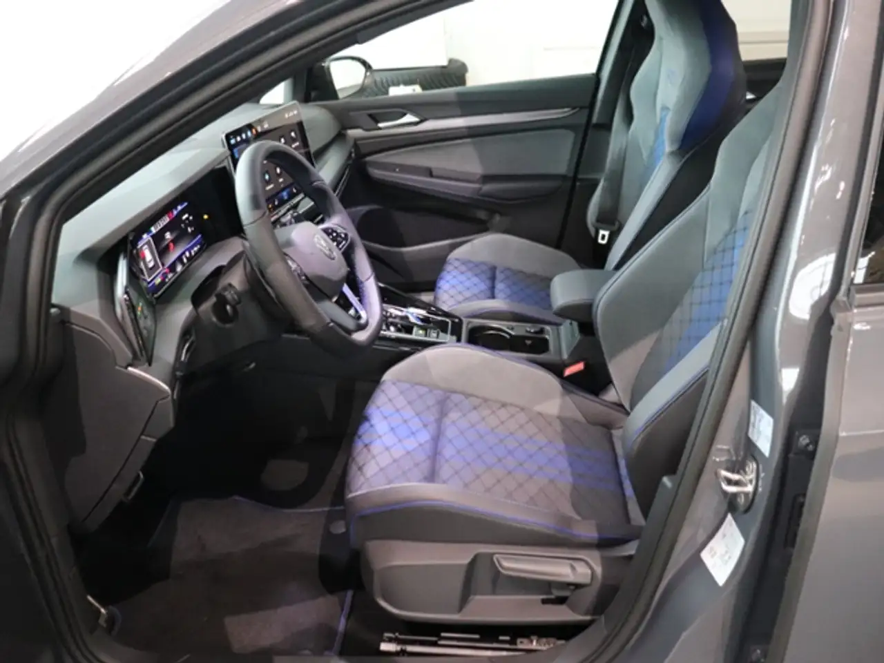 Volkswagen Golf 12