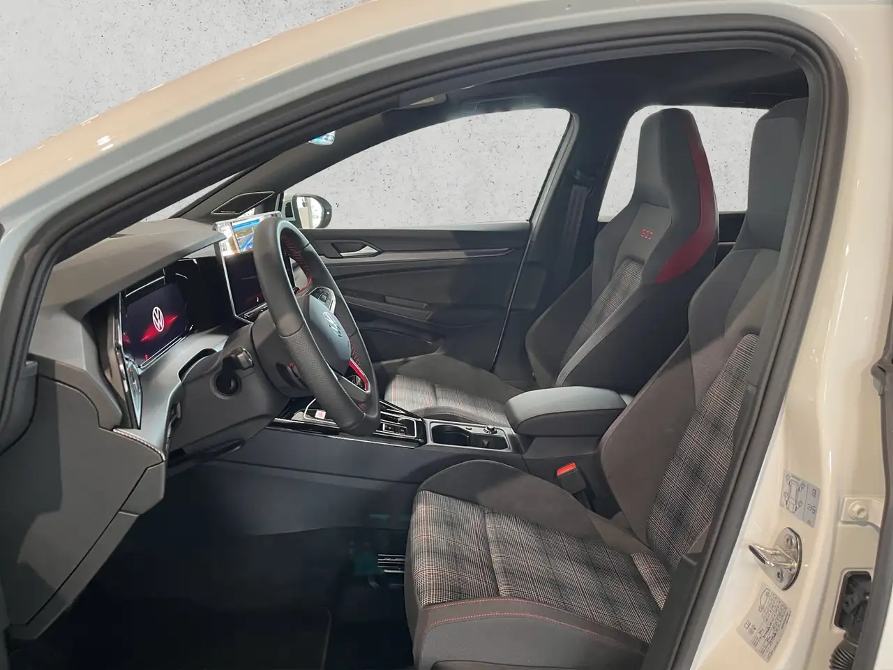 Volkswagen Golf VIII 9