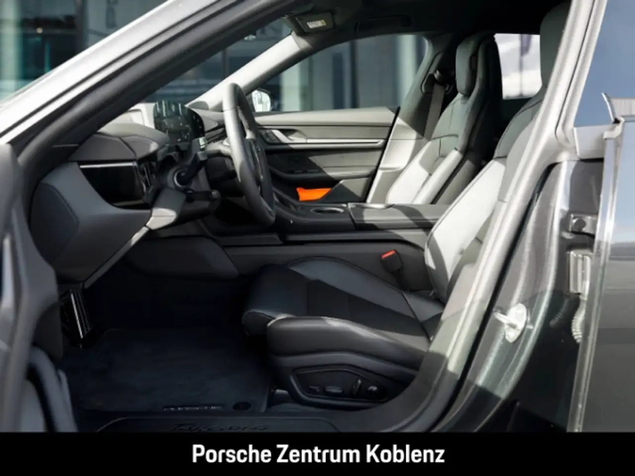 Porsche Taycan 4 5