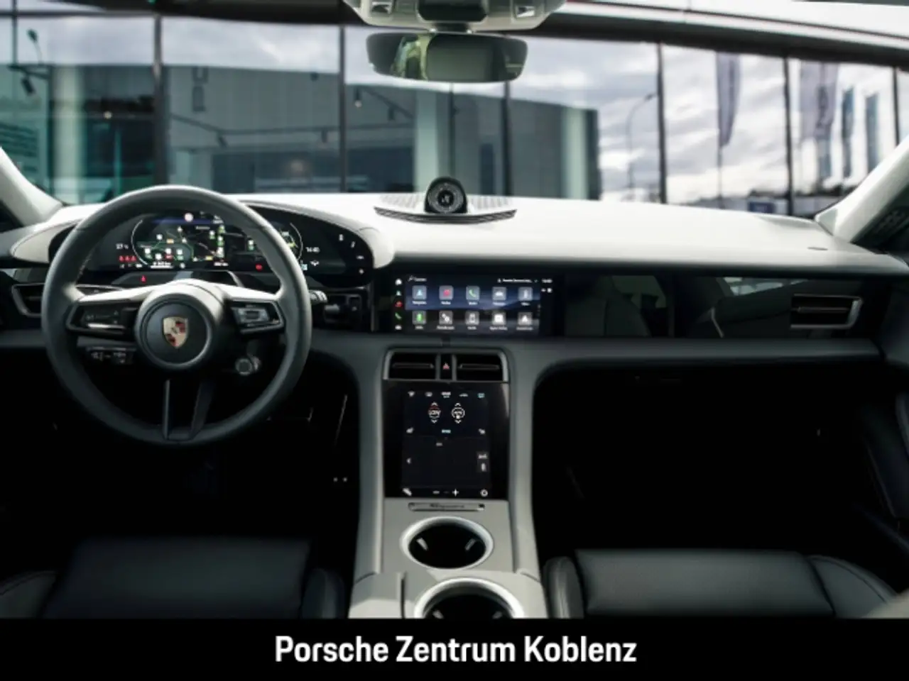 Porsche Taycan 4 14