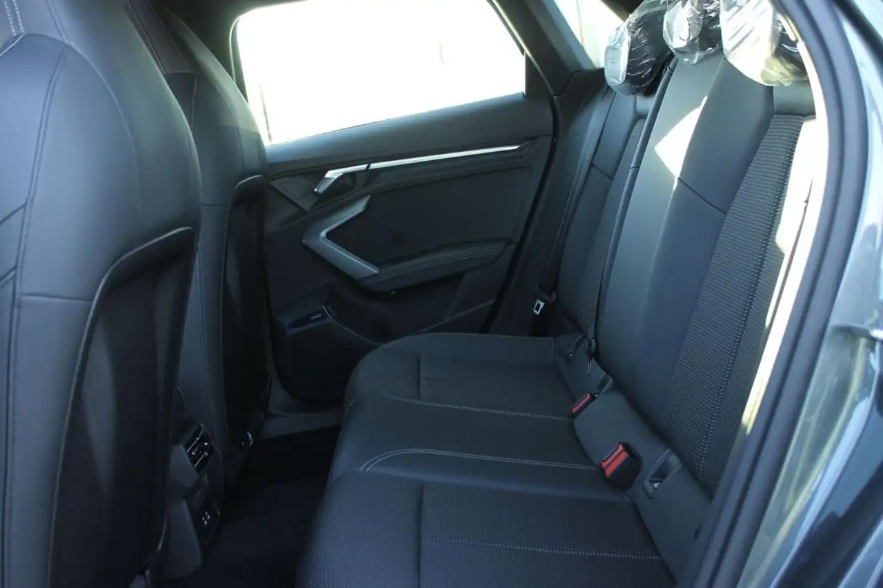 Audi A3 8