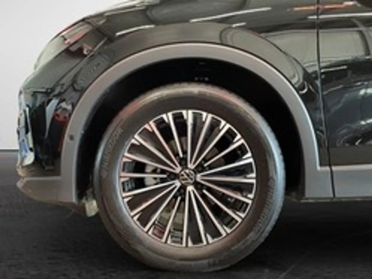 Volkswagen Tiguan 6