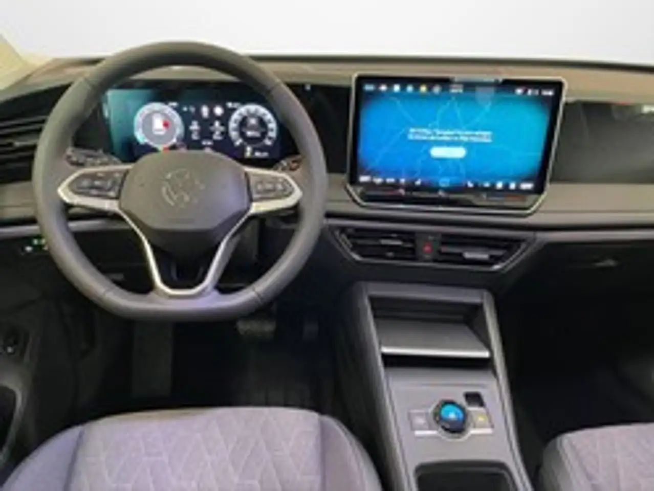 Volkswagen Tiguan 9