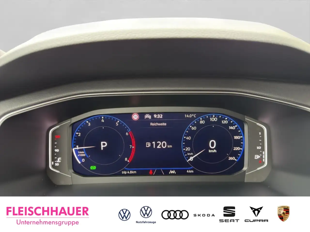 Volkswagen T-Cross 8