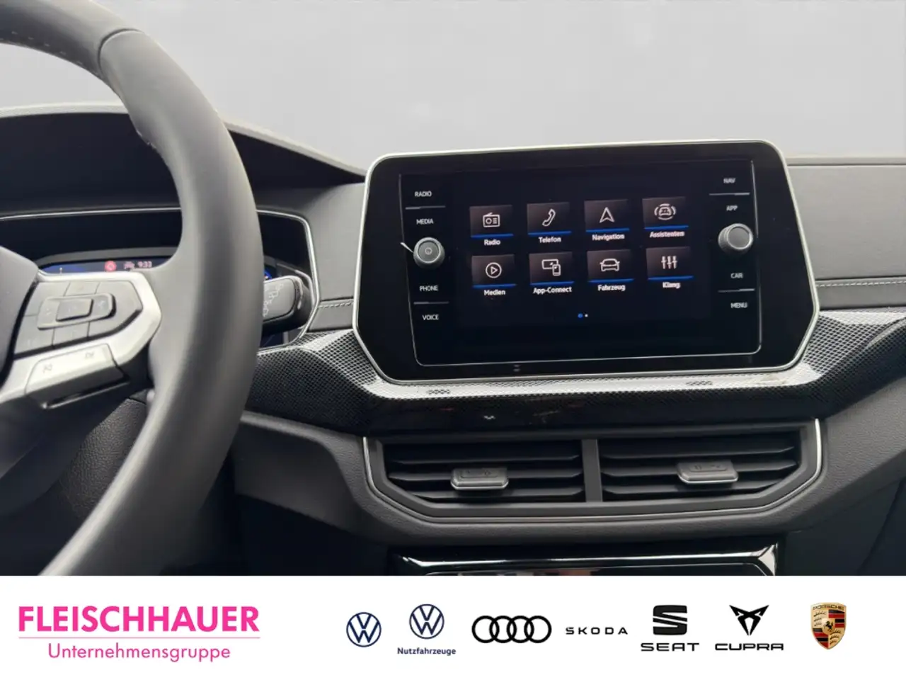 Volkswagen T-Cross 12