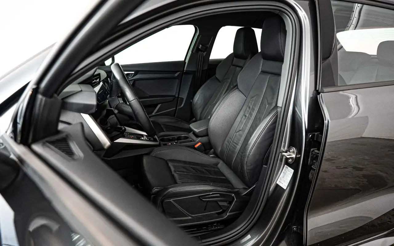 Audi A3 8