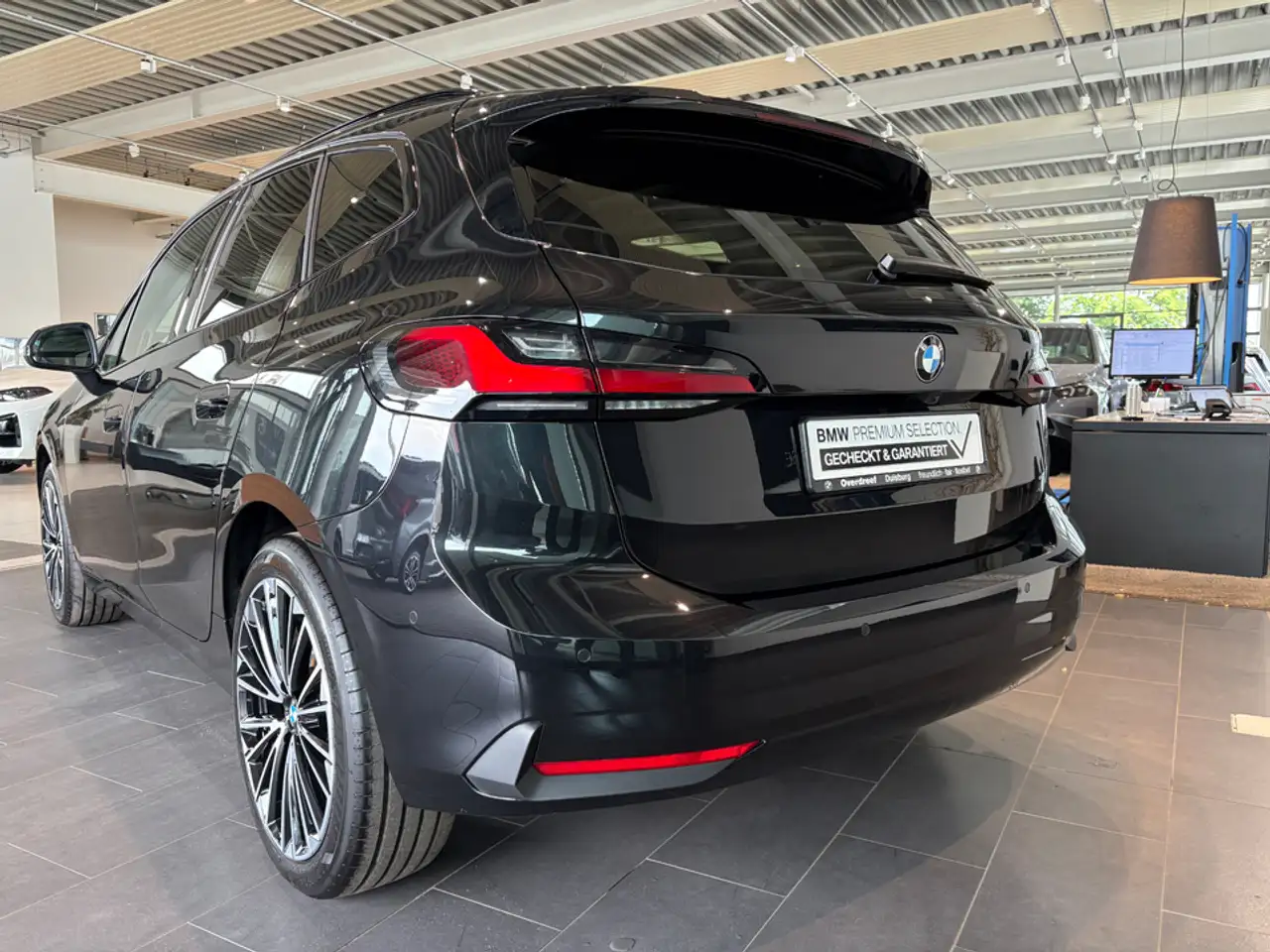 BMW 218 i 5