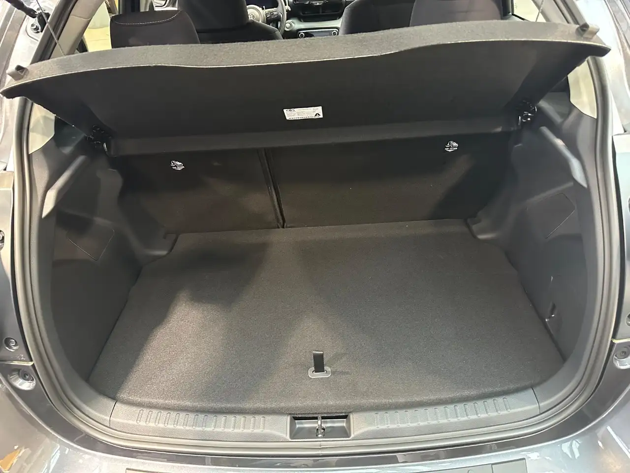 Toyota Yaris 8