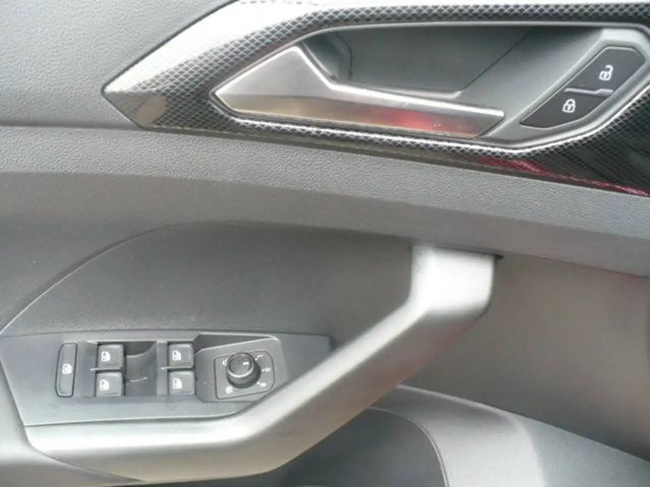 Volkswagen T-Cross 15
