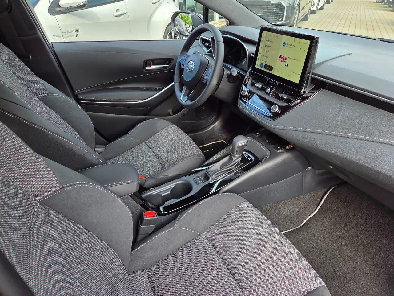 Toyota Corolla 11