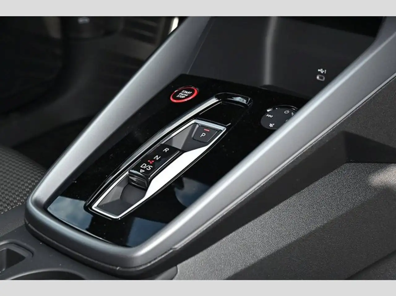 Audi S3 12