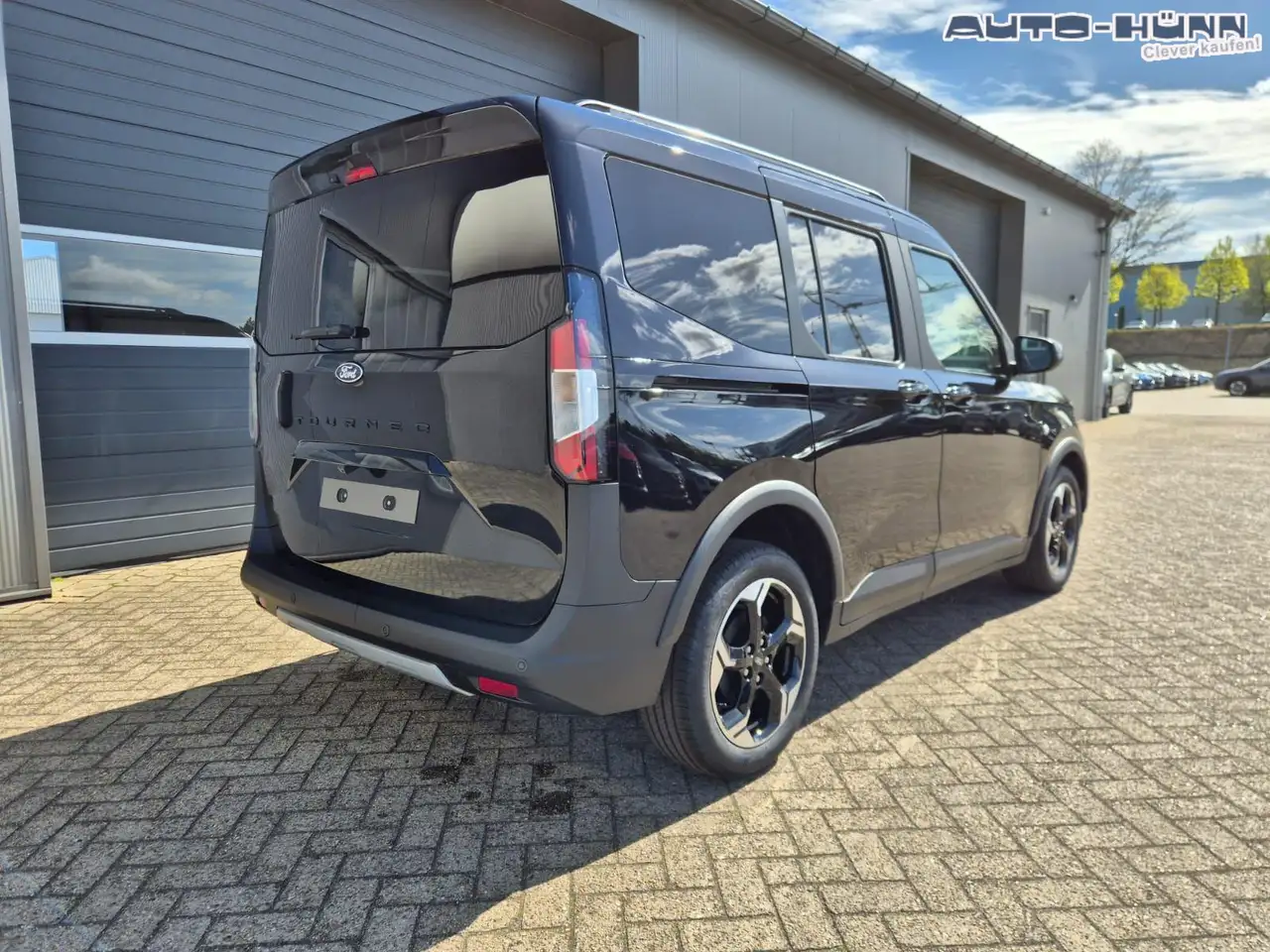 Ford Tourneo 4