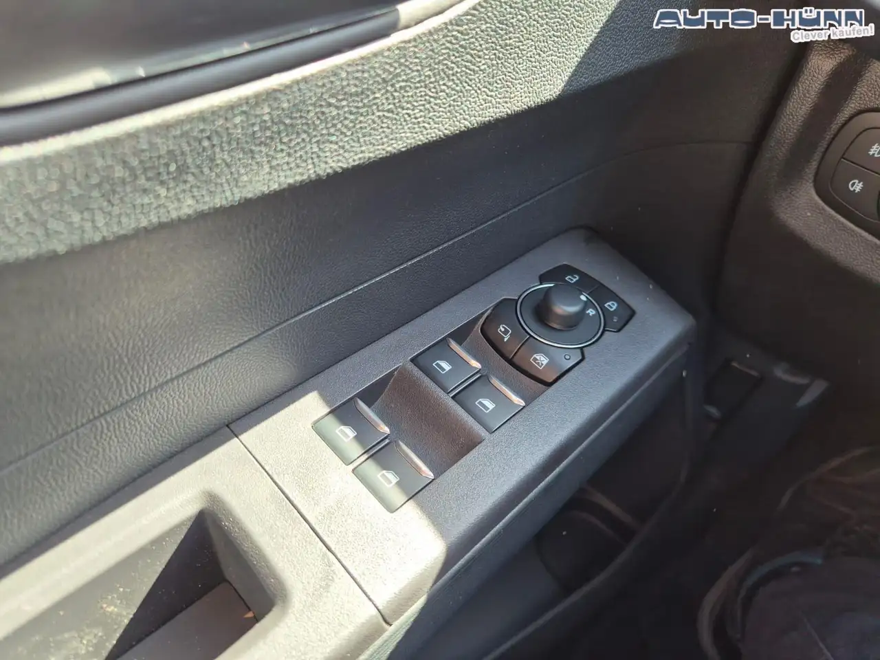 Ford Tourneo 13