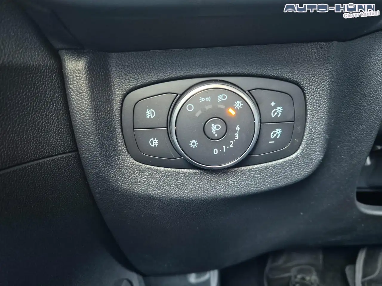 Ford Tourneo 14