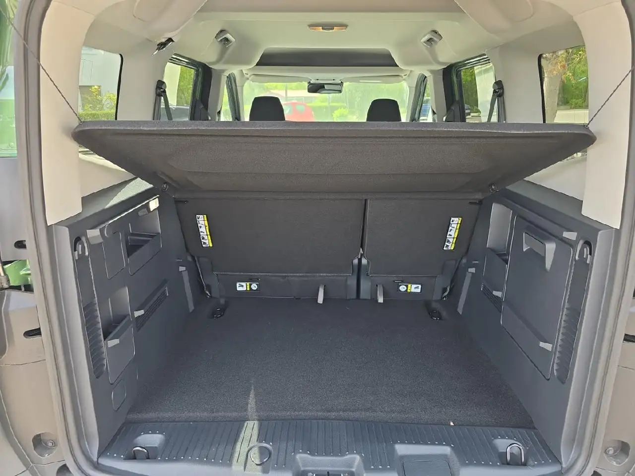 Ford Tourneo 7