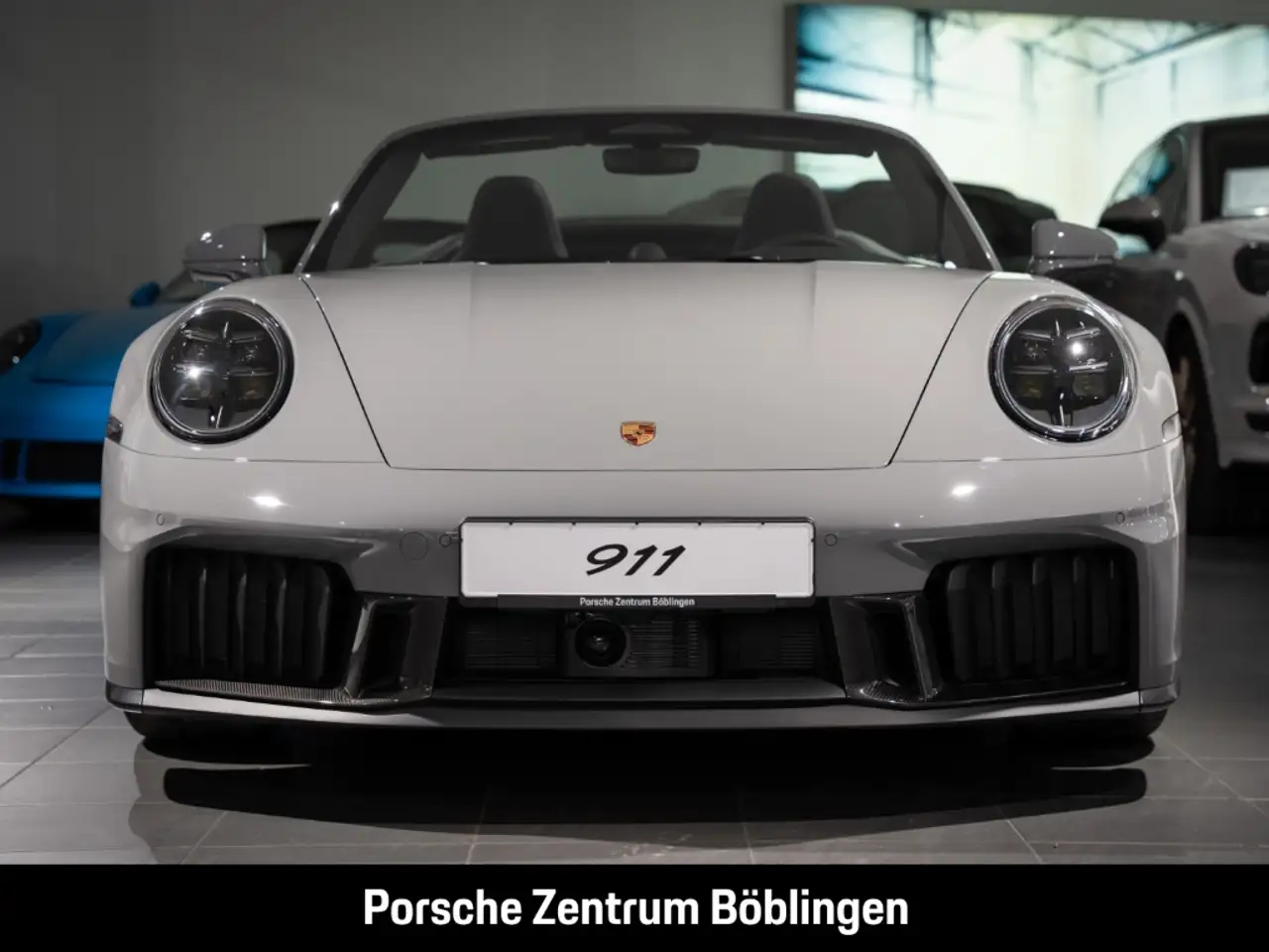 Porsche 992 911 10