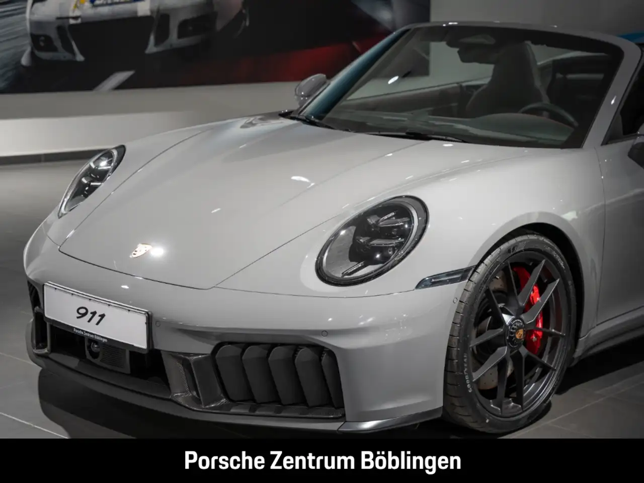 Porsche 992 911 11