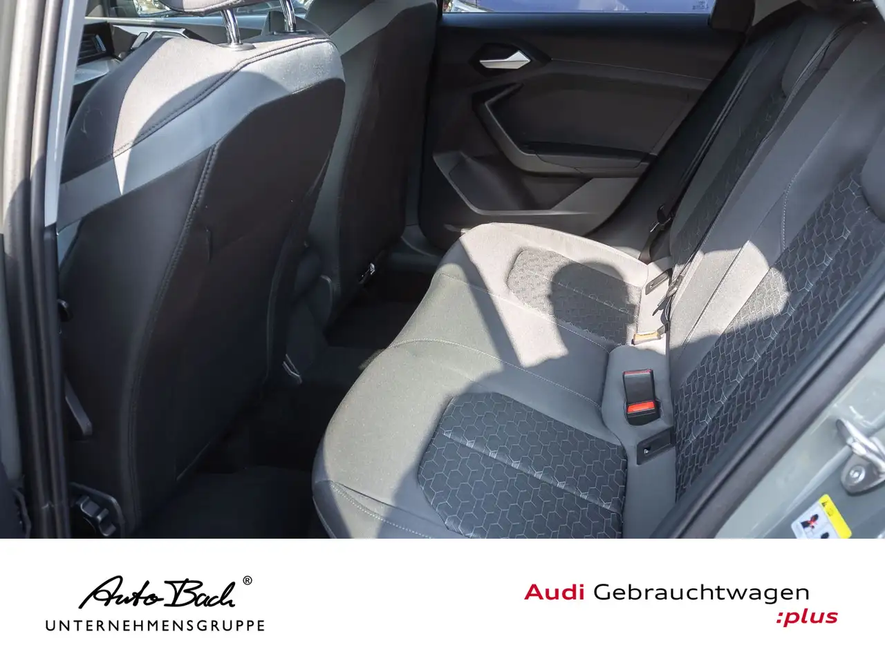 Audi A1 16