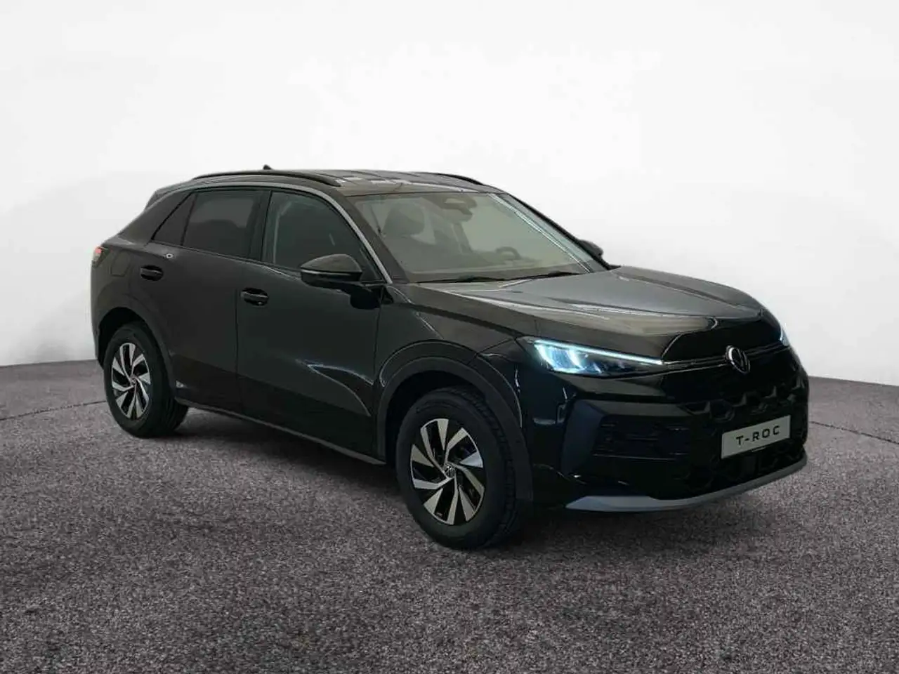Volkswagen T-Roc 4
