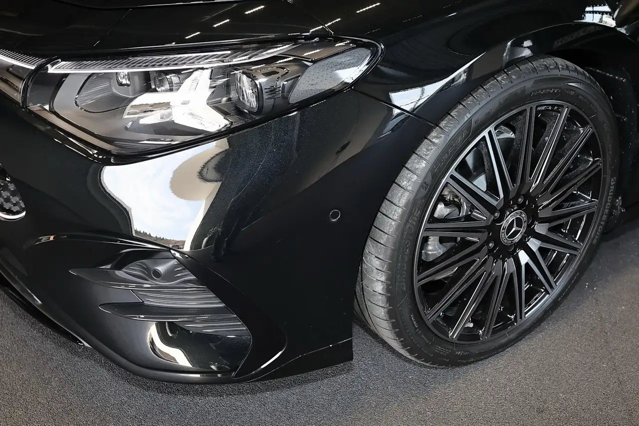 Mercedes-Benz CLA 220 3