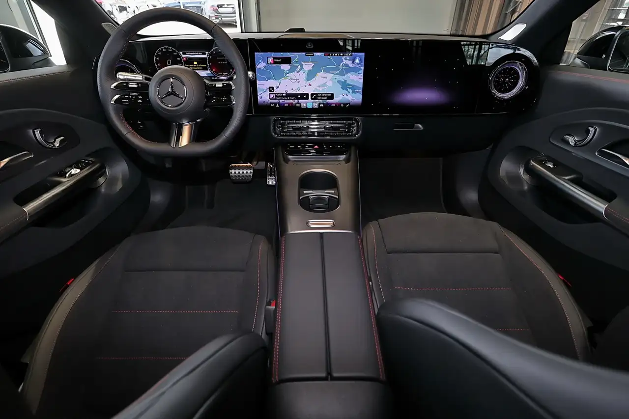 Mercedes-Benz CLA 220 5