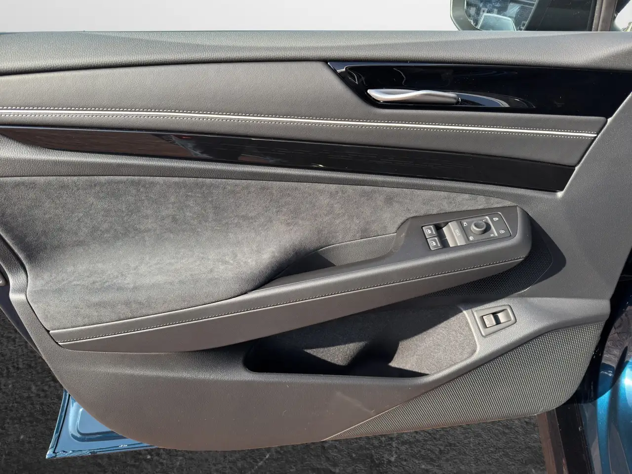 Volkswagen ID.7 6